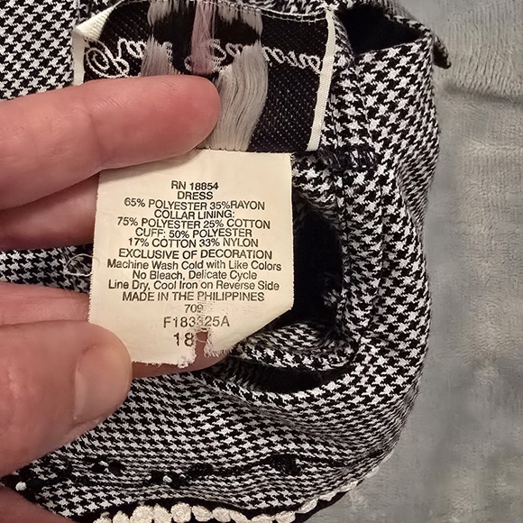 Black and White Checkered Baby Dress With Velvet Trim, 18mo (1105) - Picture 4 of 6